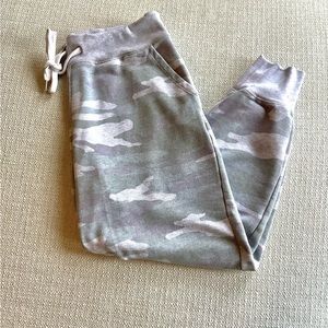Aerie Camo Joggers Sz Small